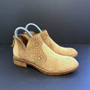 Sofft Women's Suede Booties 6M Tan Perforated Cut Outs